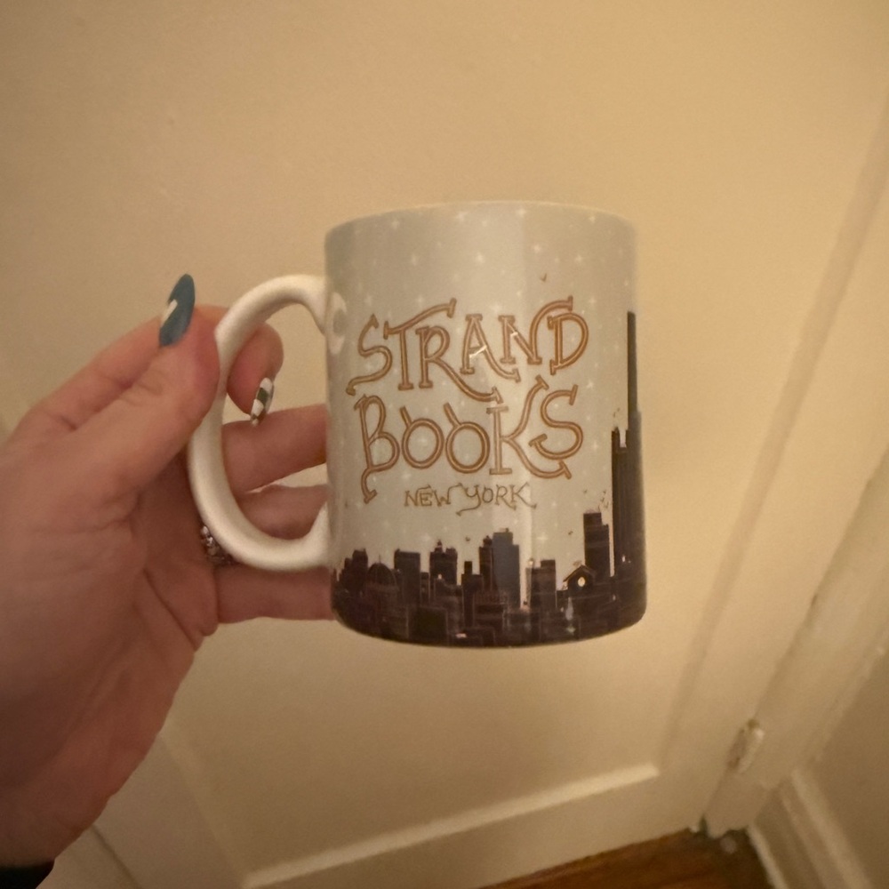 Strand books New York mug with NYC skyline